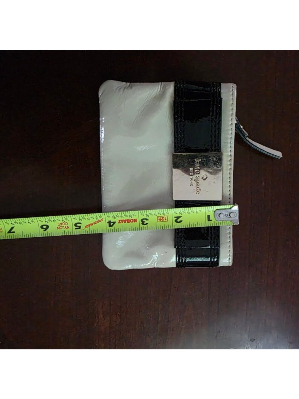 Kate Spade New York Primrose Hill White & Black Patent Leather Zip Coin Pouch - Picture 8 of 8